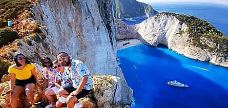 Photo 2 Zakynthos: early morning Shipwreck,Blue Caves and view point small group