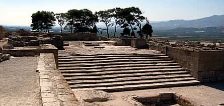 Photo 2 Full Day Guided Tour in Faistos - Ag. Galini - Matala - Spili
