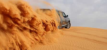 Foto 2 Dubai Evening Desert Safari, Camel Ride,  BBQ Dinner & Live Shows