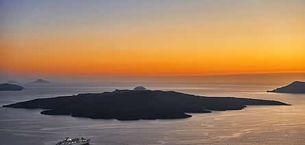Фото 2 Круиз на закате на вулкан Санторини