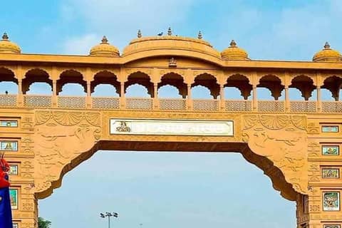 4-Day Rajasthan Spiritual Tour: Jaipur, Khatu Shyam, Salasar & Pushkar