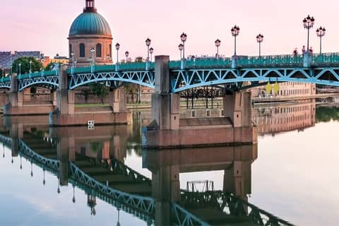 Toulouse Scavenger Hunt & Highlights Self-Guided Walking Tour