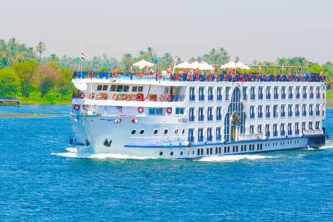 4-day Nile Cruise Trip from Aswan to Luxor with Abu Simbel and Optional Hot Air Balloon Ride