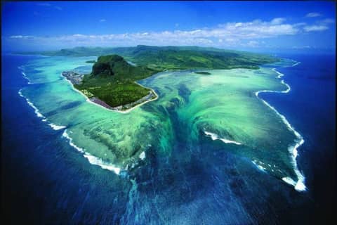 6 Seater Private Underwater Waterfall Helicopter Tour from Chamarel