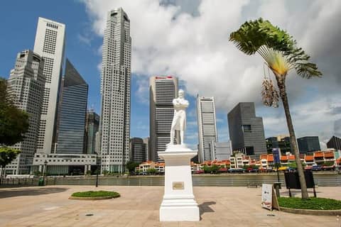 Singapore Walking Tour: Self-Guided City Game