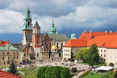 Krakow Scavenger Hunt & Highlights Self-Guided Walking Tour