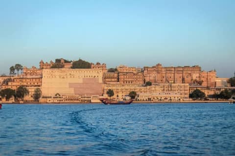 6-Day Rajasthan Cultural Tour: Jaipur, Pushkar, Ajmer, Chittorgarh & Udaipur