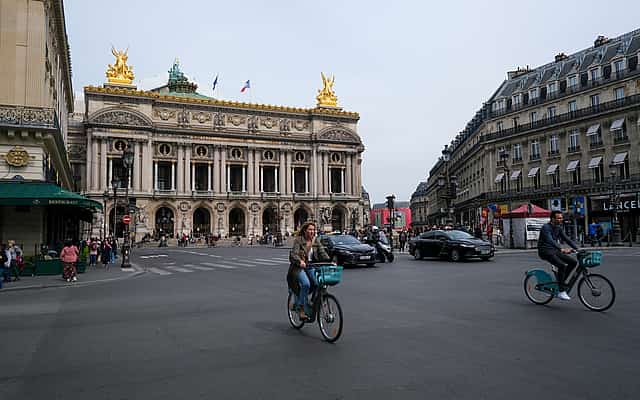 Arc de Triomphe