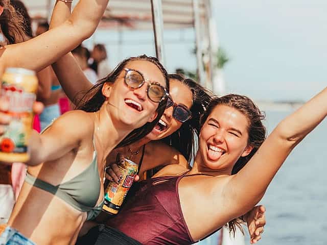 Captain’s Boat Party - Blue Lagoon Trip