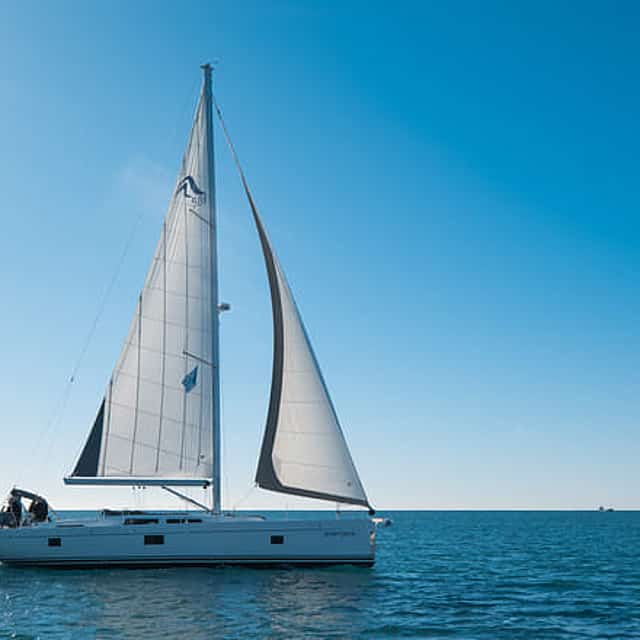 Cascais 4 Hours Premium Private Sailing Cruise with a Drink