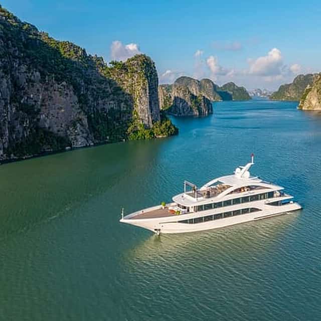 From Hanoi: Luxury Leona 5-Star Day Cruise Explore Halong Bay