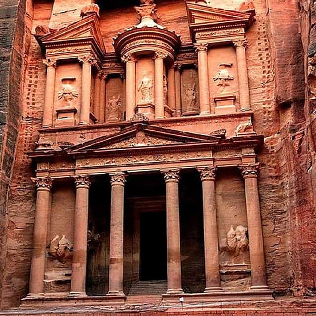 Petra, Wadi Rum & Dode Zee Express Avontuur – 4★ Hotel (1 nacht in Petra, 1 nacht in Wadi Rum)
