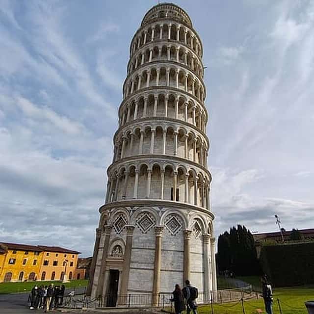 PRIVATE TOUR: Pisa & Chianti in one day with Lunch and Wine tasting Experience