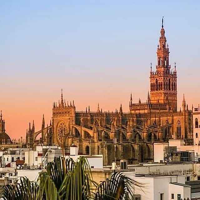 Full tour to Seville