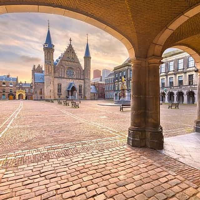 Rechtstreekse privétransfer van Amsterdam naar Den Haag