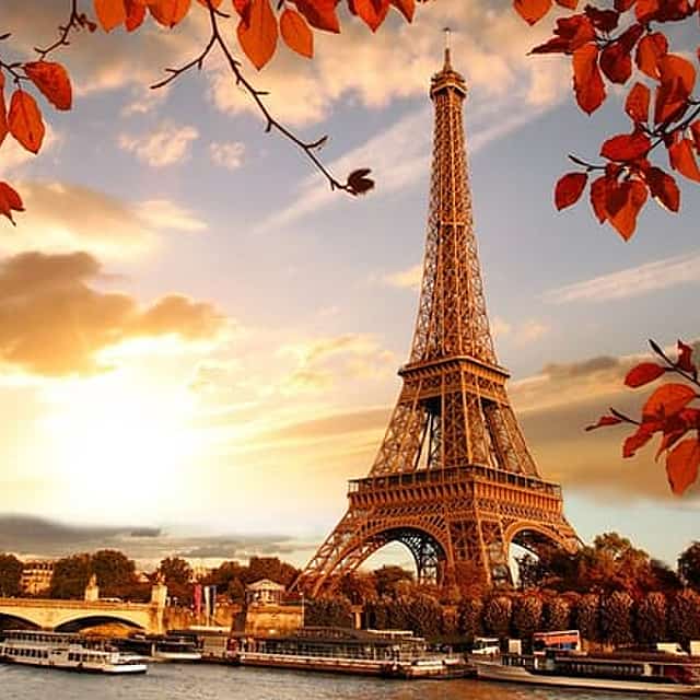 Bruges to Paris Private Transfer with Ghent Stop