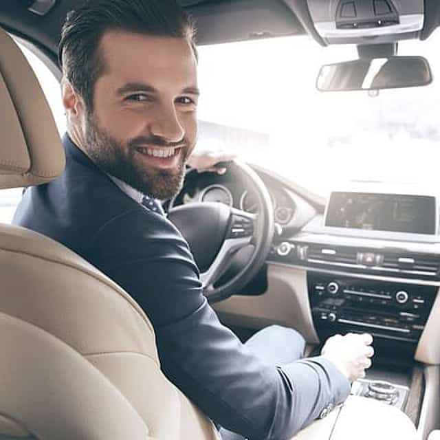 Private transfer from Zermatt to Zurich with 3h Sightseeing stops