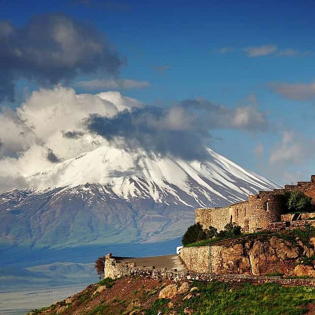 Individual tour to Khor Virap Monastery - view of Mount Ararat in Armenia, Yerevan
