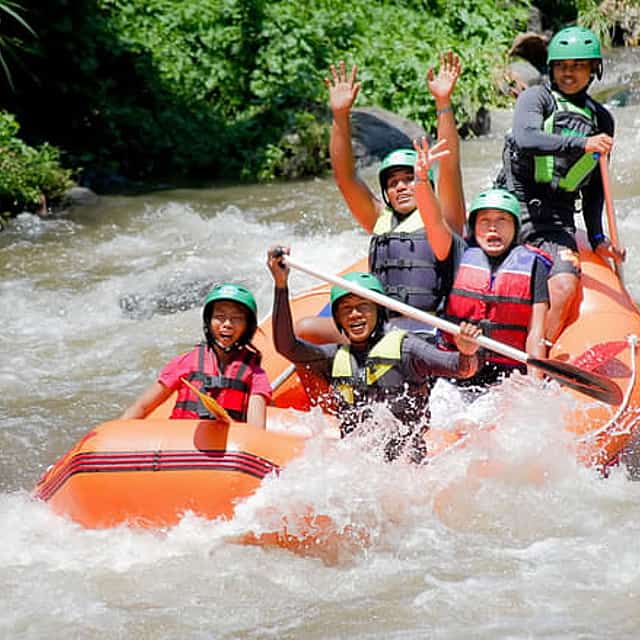 White Water Rafting and Kanto Lampo Waterfall Private Tour