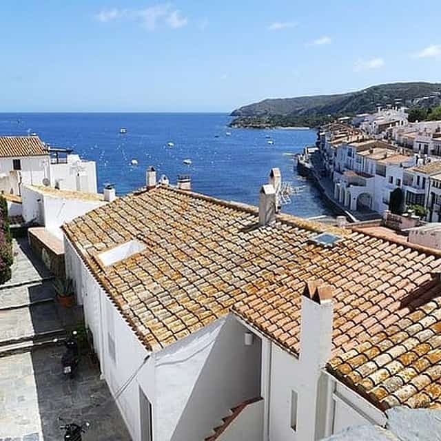 Dalí, wines & Cadaqués - From Palamós