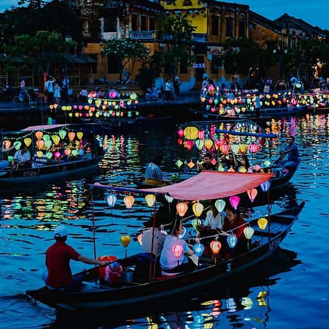 Full-day visit Marble Mountain - Hoian City tour (Joining tour)