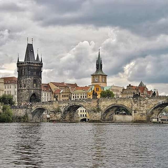 Private Direct Transfer From Mainz to Prague, English Speaking Driver