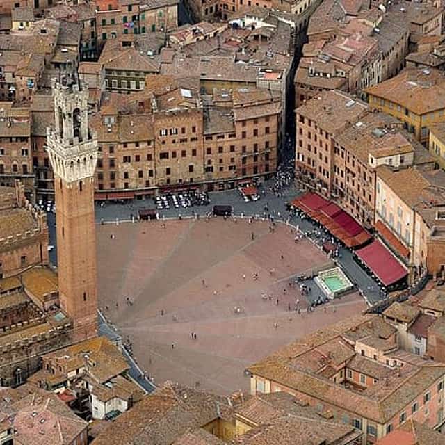 Private Day Trip: Rome to Siena & San Gimignano with Wine Tasting