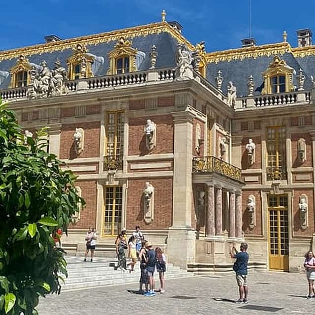 Private Versailles, Gardens, Trianon Live Guided Trip by Mercedes.