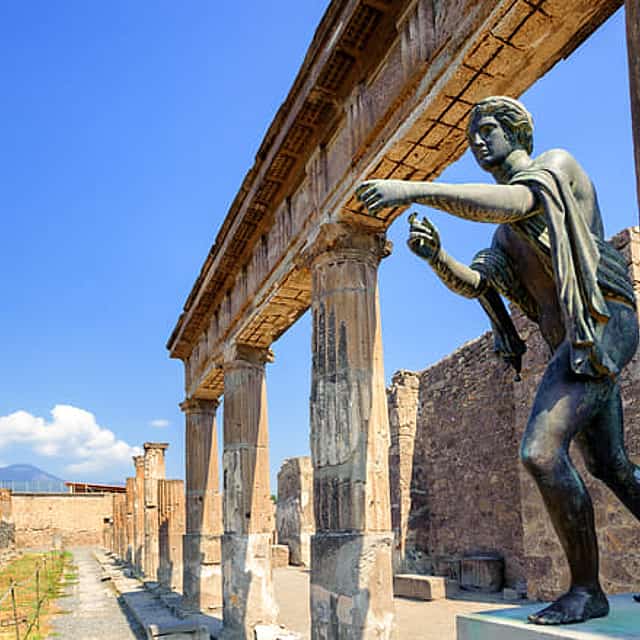 Capri and Pompeii full day tour from Naples