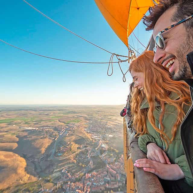 Esperienza in mongolfiera a Segovia da Madrid