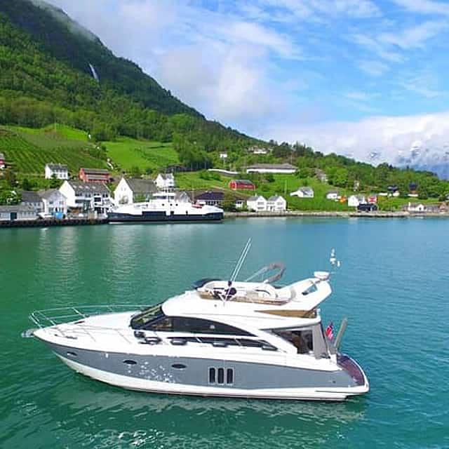 4 Day Bergen - Hardangerfjord private fjord-cruise