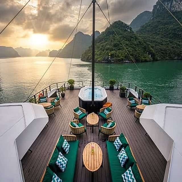 The Halong Catamaran Cruise - Luxury Day Tour with Jacuzzi