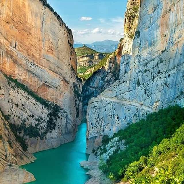 Private Tour Mont Rebei - Montsant - Private Tour (1 day) From Barcelona