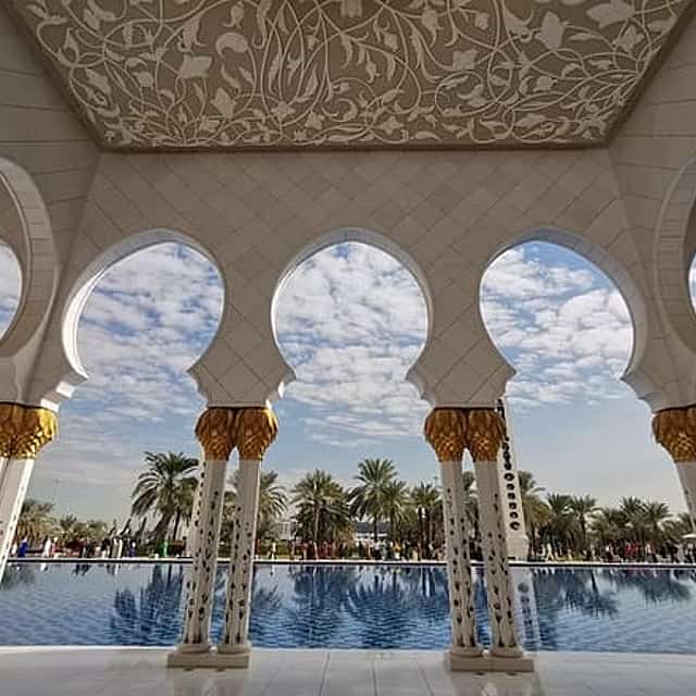 From Dubai : Abu Dhabi City Tour Including Le Louvre Museum Ticket
