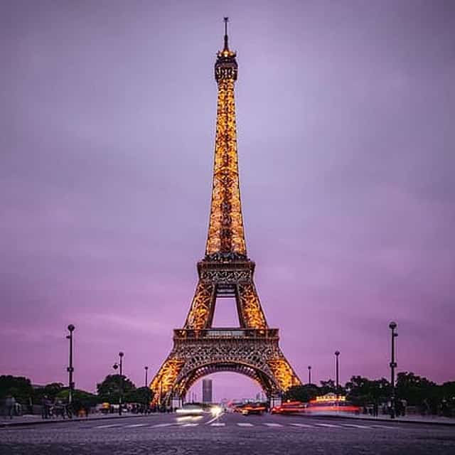 Eiffel Tower and Paris by Night with Hotel pick up and drop