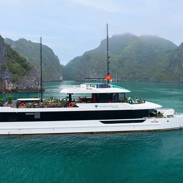 Luxury Ha Long Catamaran Cruise Full-Day Tour from Hanoi