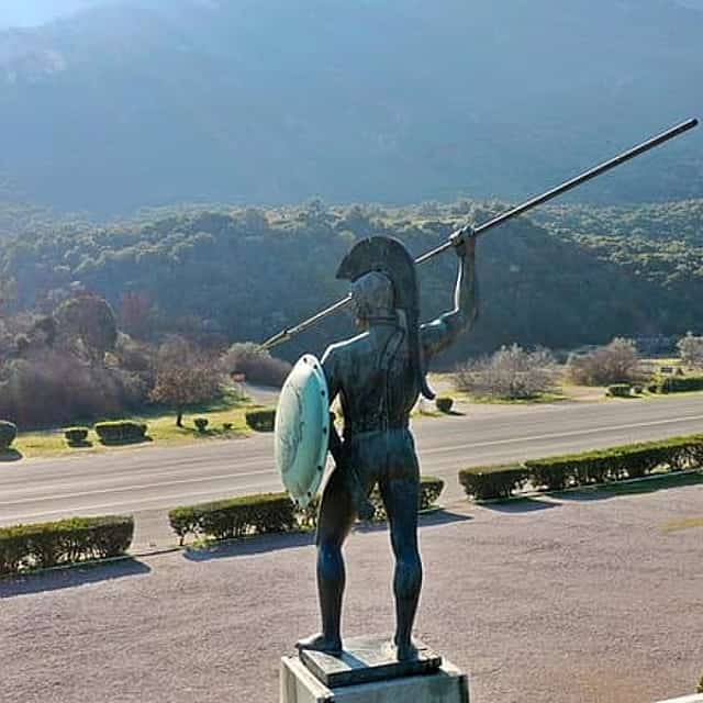 2 Days Private Tour:Persian War-Thermopylae,Marathon,Delphi,Salamis&Plateaus