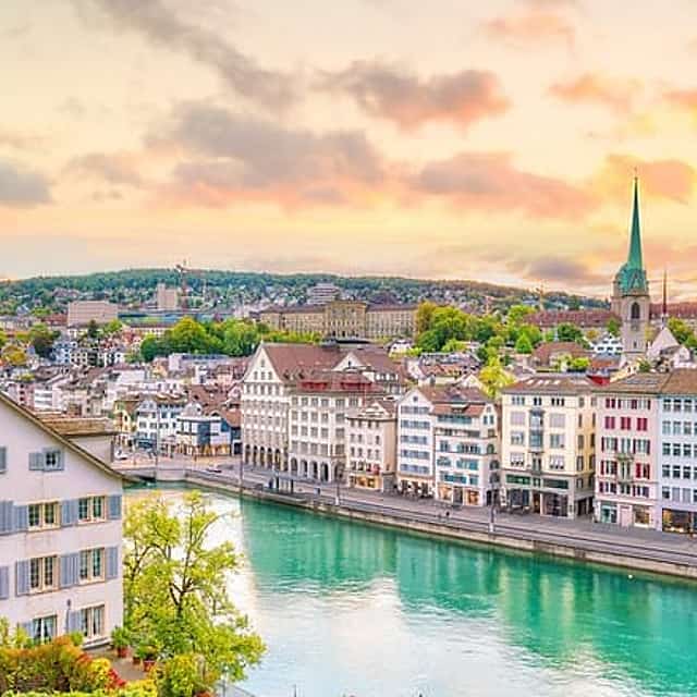 Private direct transfer in the Alps from Gstaad to Zurich