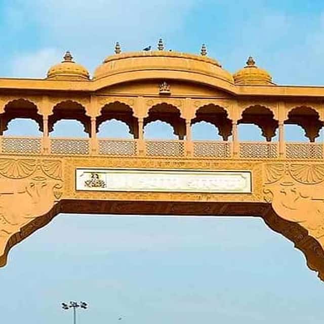 4-Day Rajasthan Spiritual Tour: Jaipur, Khatu Shyam, Salasar & Pushkar