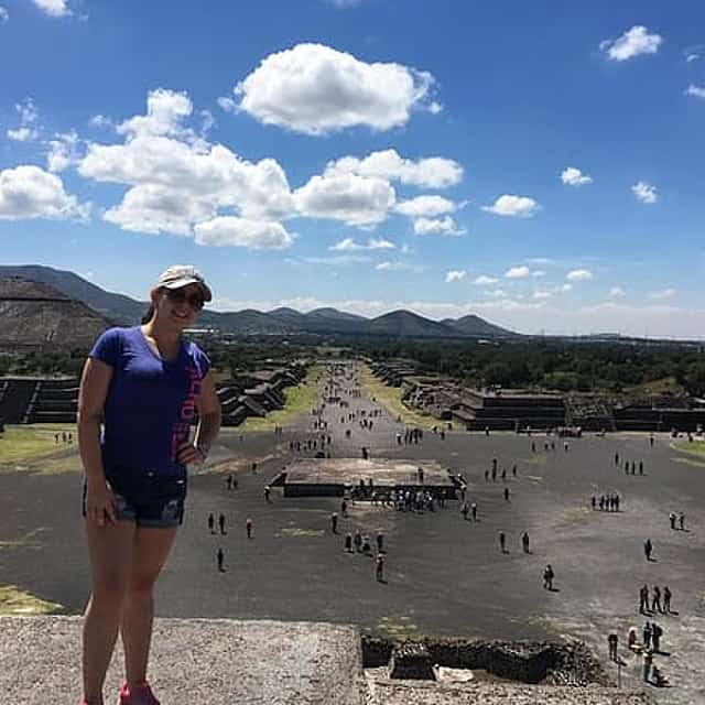 Private Tour: Teotihuacan & Xochimilco in one day