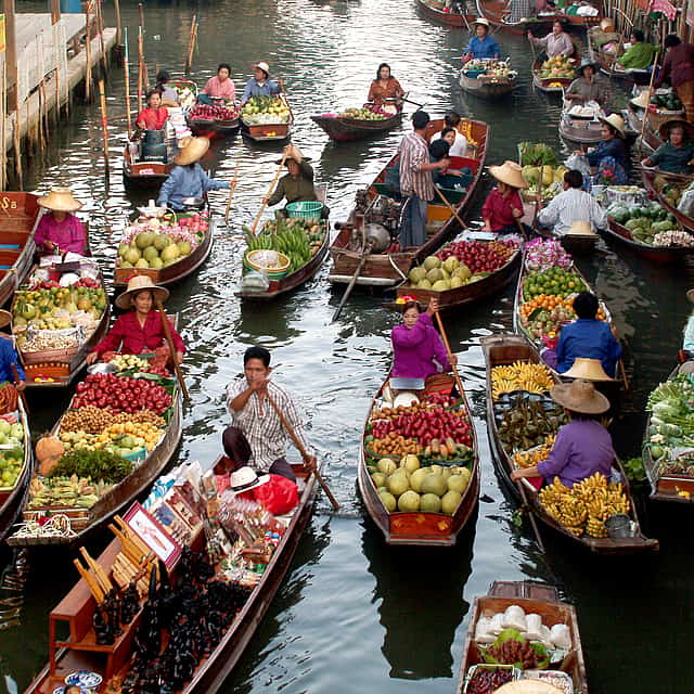 Floating and Railway Market, Coconut and Salt Farm from Bangkok (Group Tour)