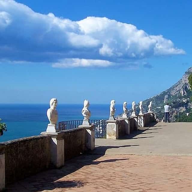 8 Hours Private Historical Tour in Salerno