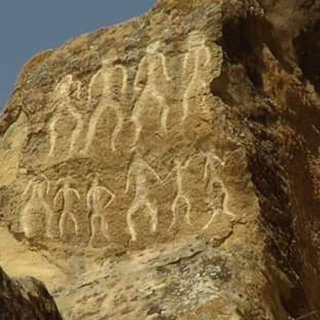 Gobustan Reserve Trip: Stone Age Rock Art (Petroglyphs) and Mud Volcanoes in Azerbaijan, Baku