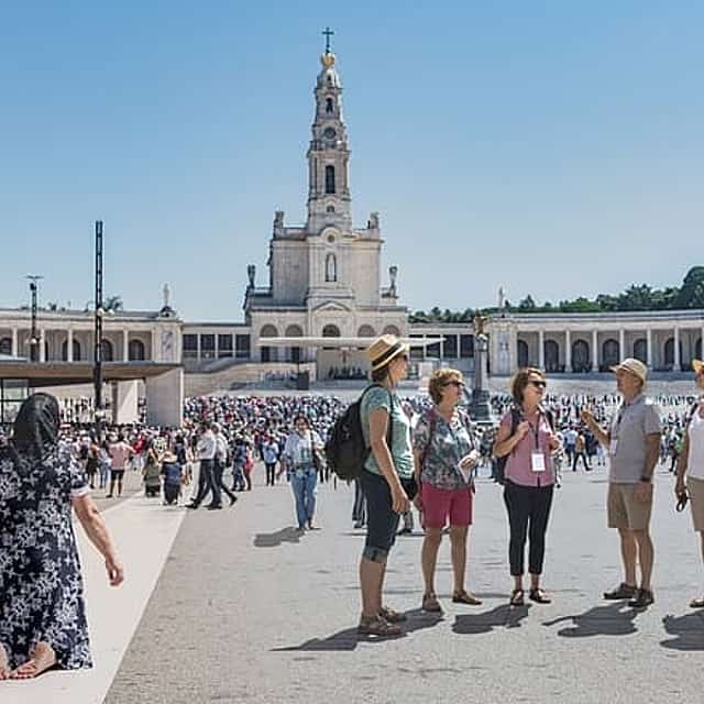 Tour Religioso de Fátima y Coimbra: Excursión Privada de un Día desde Lisboa