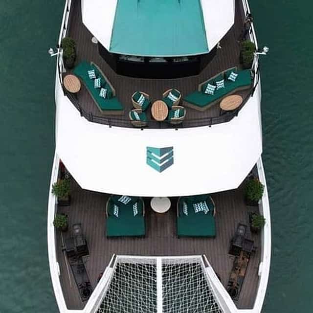 Luxury Catamaran Cruise Tour in Ha Long Bay and Lan Ha Bay