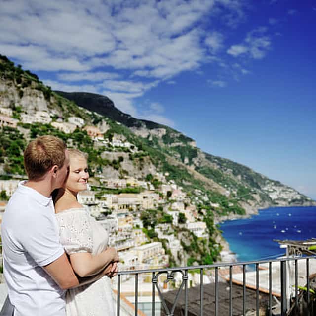 Full day tour of Positano and Amalfi by high speed train with boat tour along the Amalfi Coast from Rome