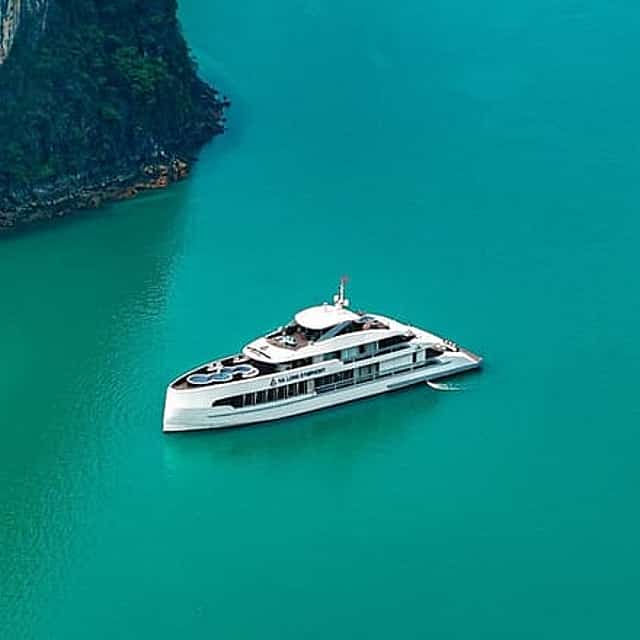 5-Star Ha Long Symphony Day Cruise with Tasty Lunch from Hanoi