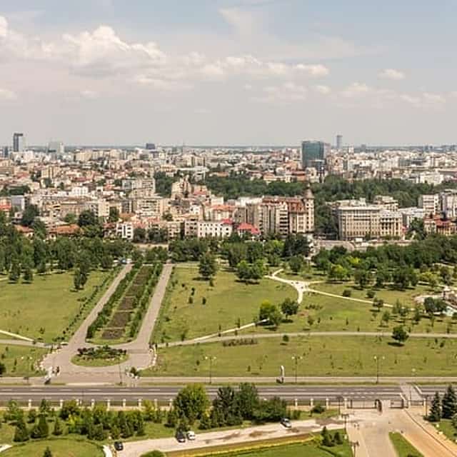 Bucarest: Juego de exploración "Maravillas de la Pequeña París"