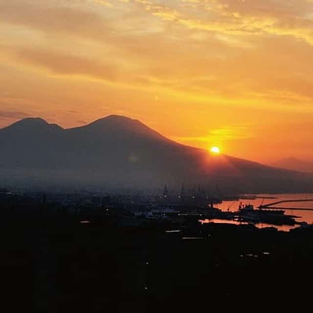 Half-day Shore Tour to Mount Vesuvius (2 hours)