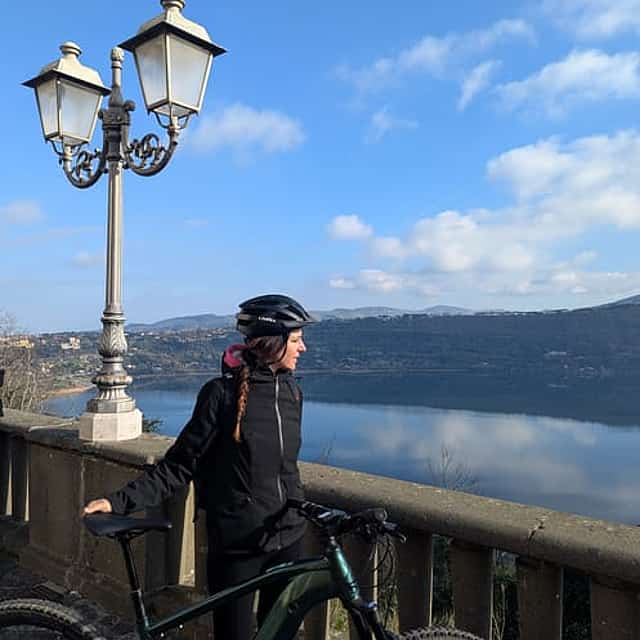 Castelli Romani Day Trip: Castel Gandolfo and Nemi